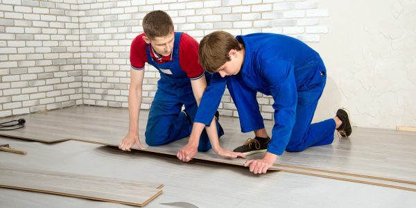 laminate floor covering 600x300 Laminate Flooring